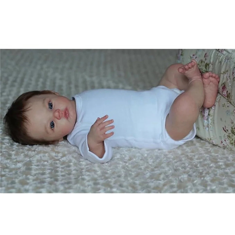 Risbecko Adorable 18-Inch Reborn Baby Doll