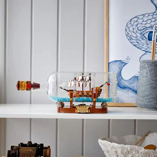 Creative Expert 962pcs Bottle Ship